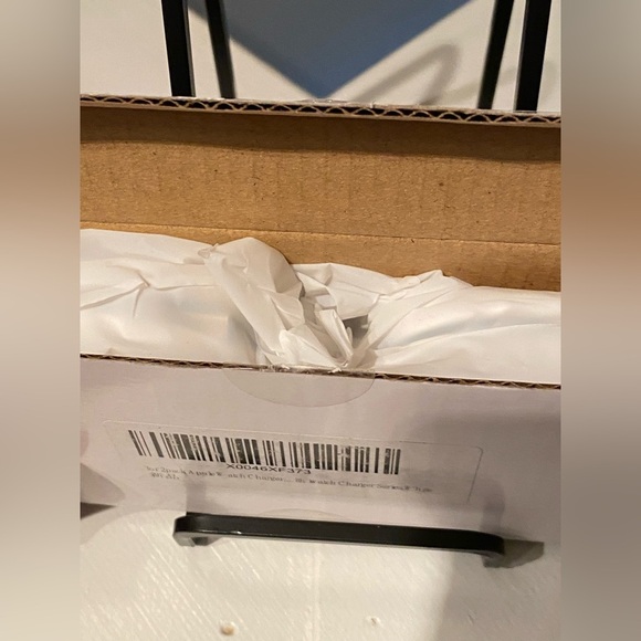 Apple Watch Magnetic Quick Charging Cable set of 2 in box - Picture 2 of 2